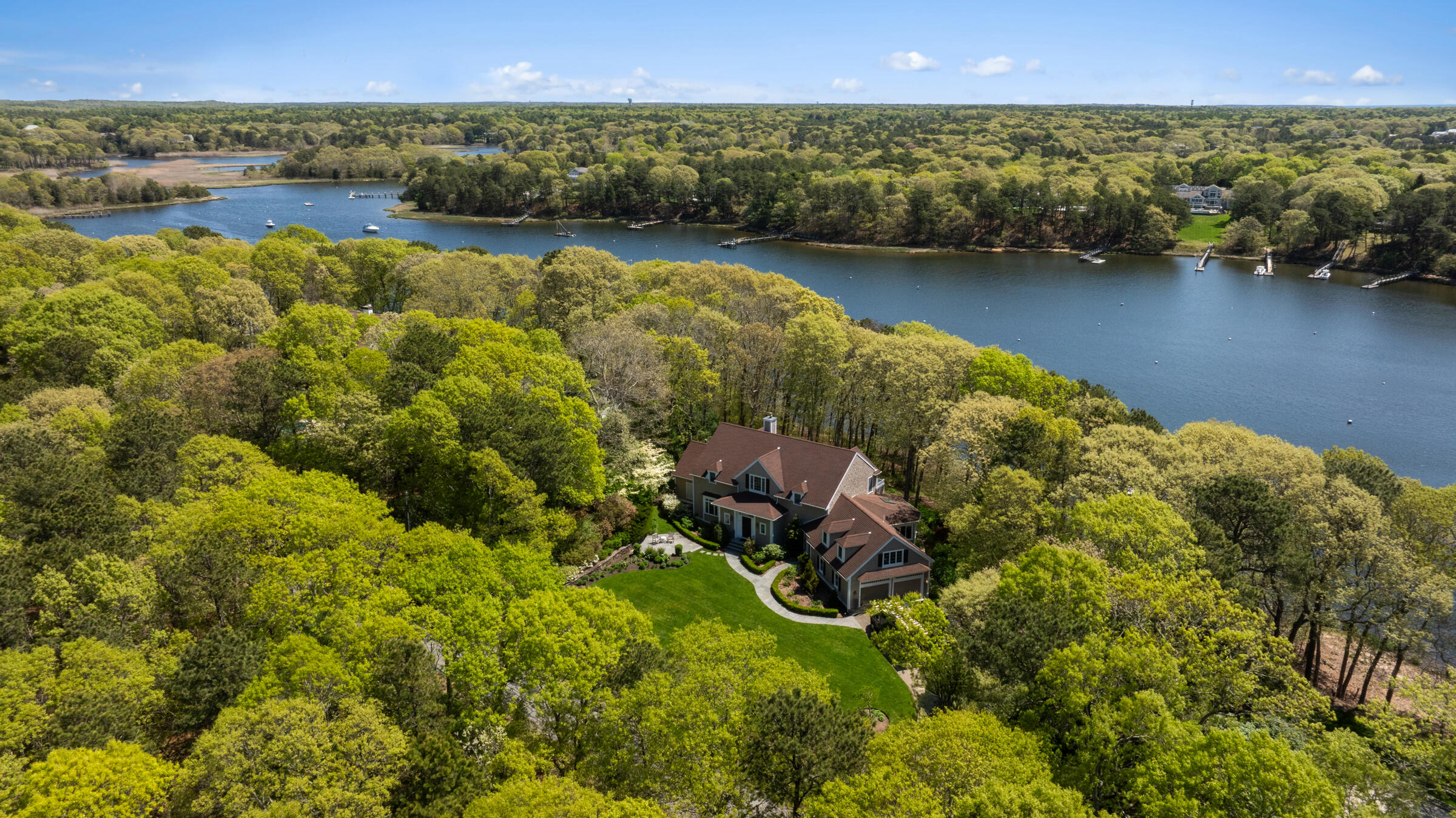 79 Cedar Tree Neck Road Marstons Mills, MA 02648 - Photo 5 of 9 10