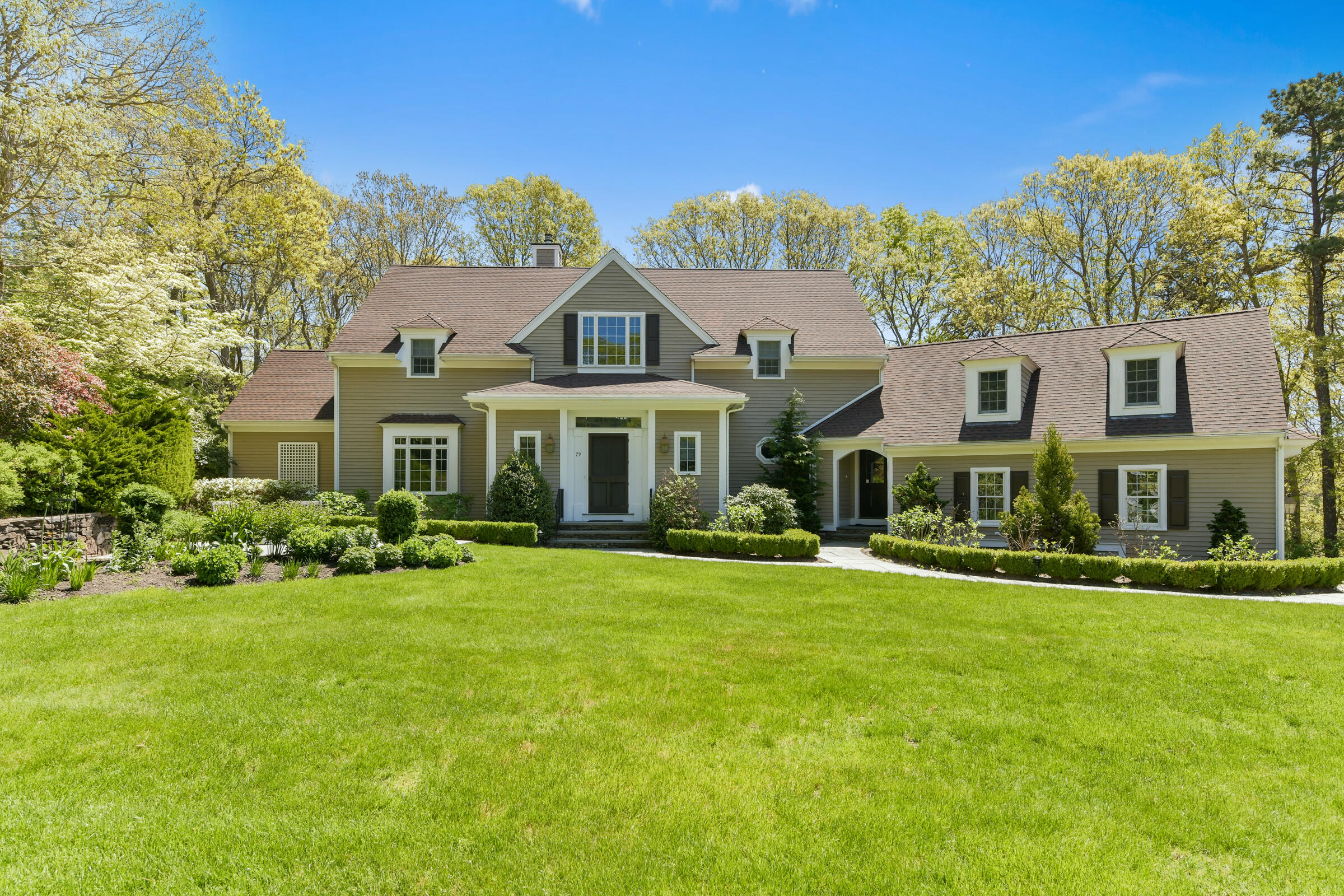 79 Cedar Tree Neck Road Marstons Mills, MA 02648 - Photo 8 of 9 9