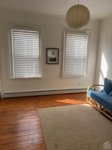 $2,800 | 516-518 State Street, Hudson, NY 12534