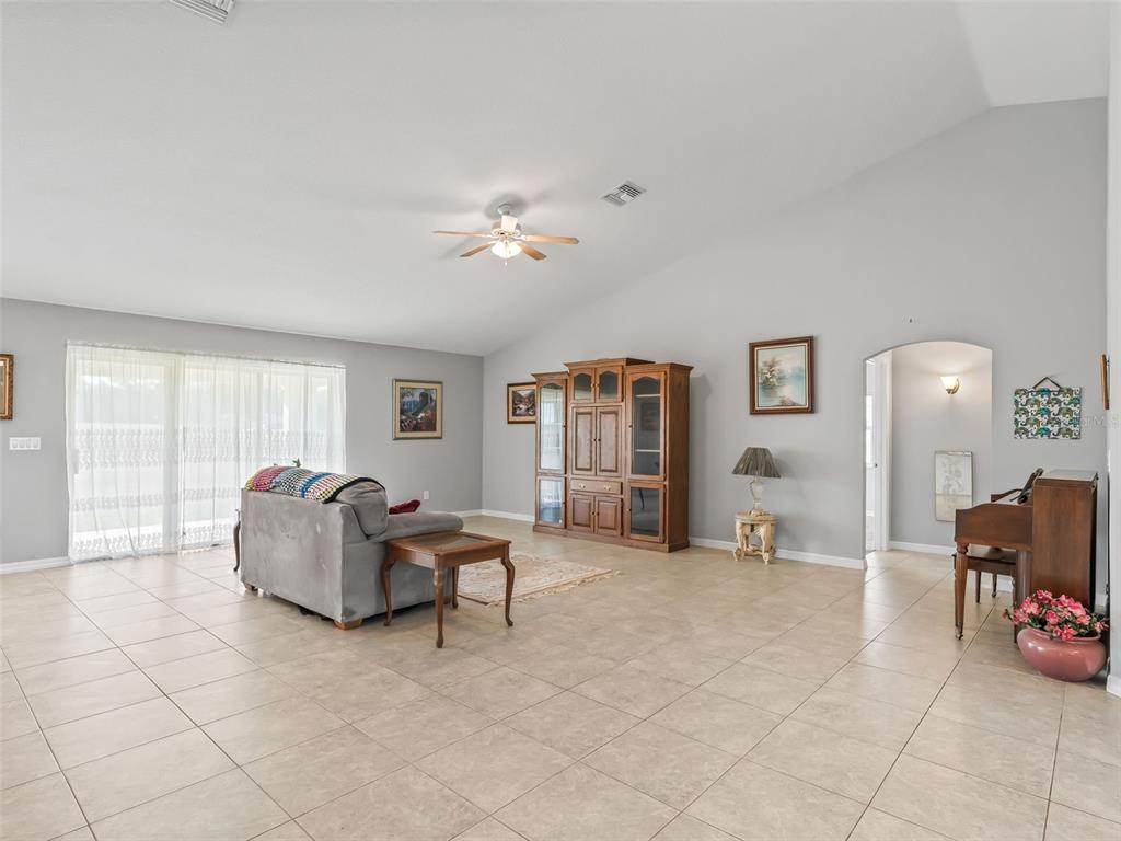 1907 Northwest 85th Loop Ocala, FL 34475 - Photo 11 of 49