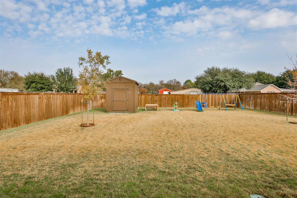 513 Pathfinder Street Collinsville, TX 76233 - Photo 32 of 40