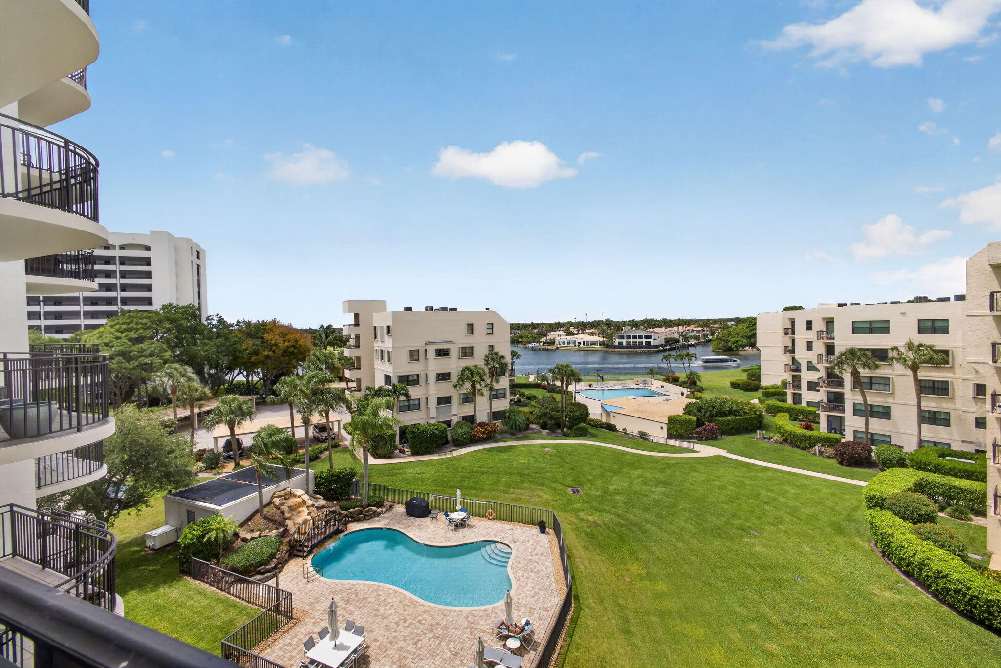 370 Golfview Road, Unit 503 North Palm Beach, FL 33408 - Photo 40 of 67 35-web-or-mls-5D1A6387