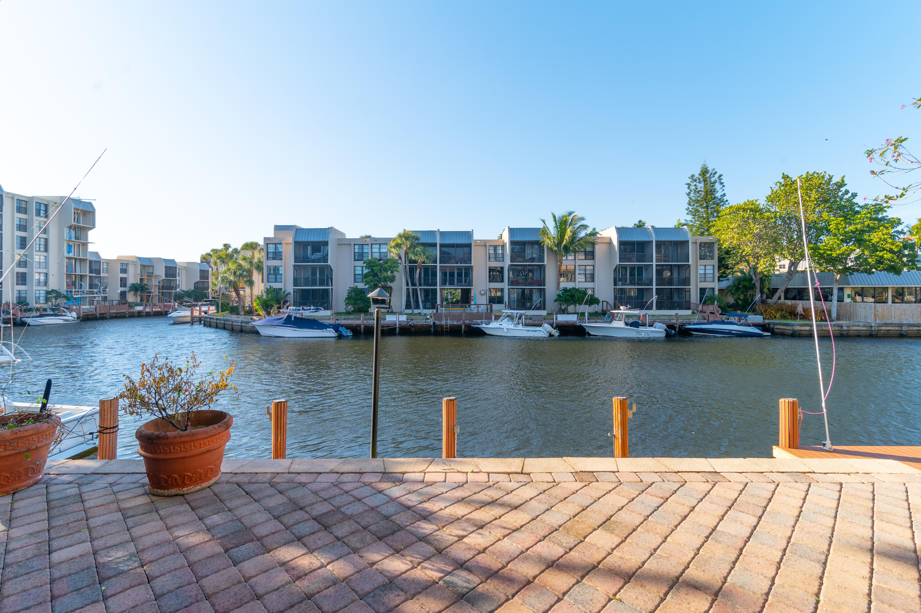 23 Royal Palm Way, Unit 11 Boca Raton, FL 33432 - Photo 1 of 28 DSC_7332