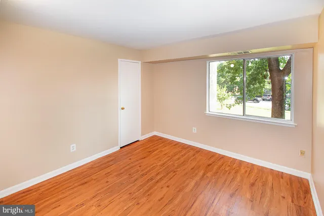 $275,000 | 7996 Audubon Avenue, Unit 102, Alexandria, VA 22306