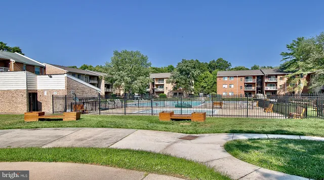 $275,000 | 7996 Audubon Avenue, Unit 102, Alexandria, VA 22306