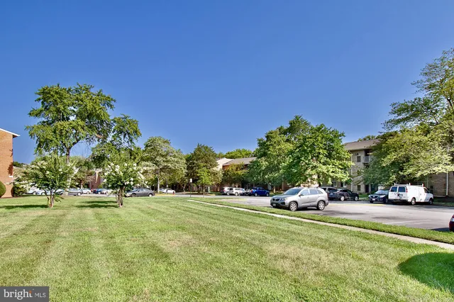 $275,000 | 7996 Audubon Avenue, Unit 102, Alexandria, VA 22306