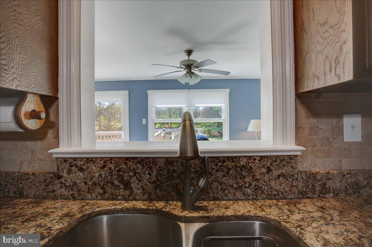 16829 Sterling Road Williamsport, MD 21795 - Photo 7 of 25