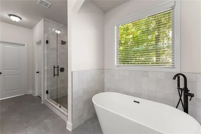 $699,900 | 8055 Veranda Curve, Ball Ground, GA 30107