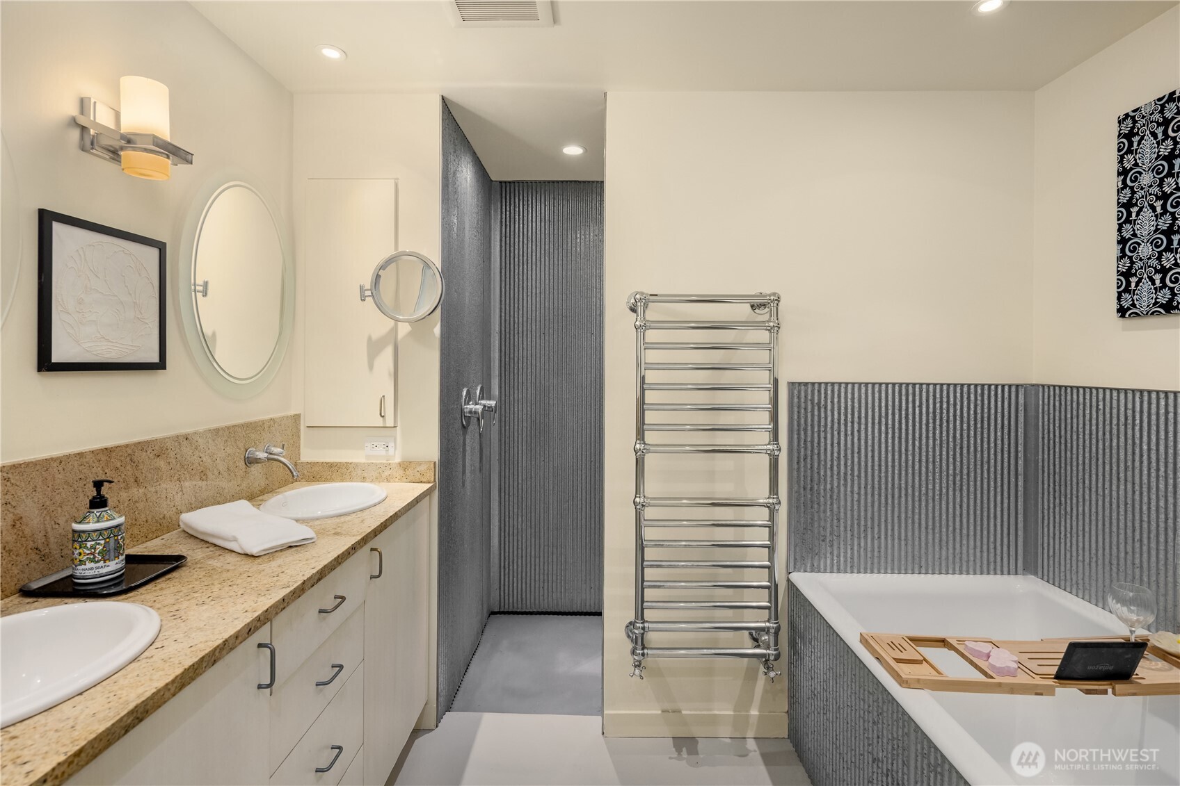 4712 Southwest Brace Point Drive Seattle, WA 98136 - Photo 5 of 33