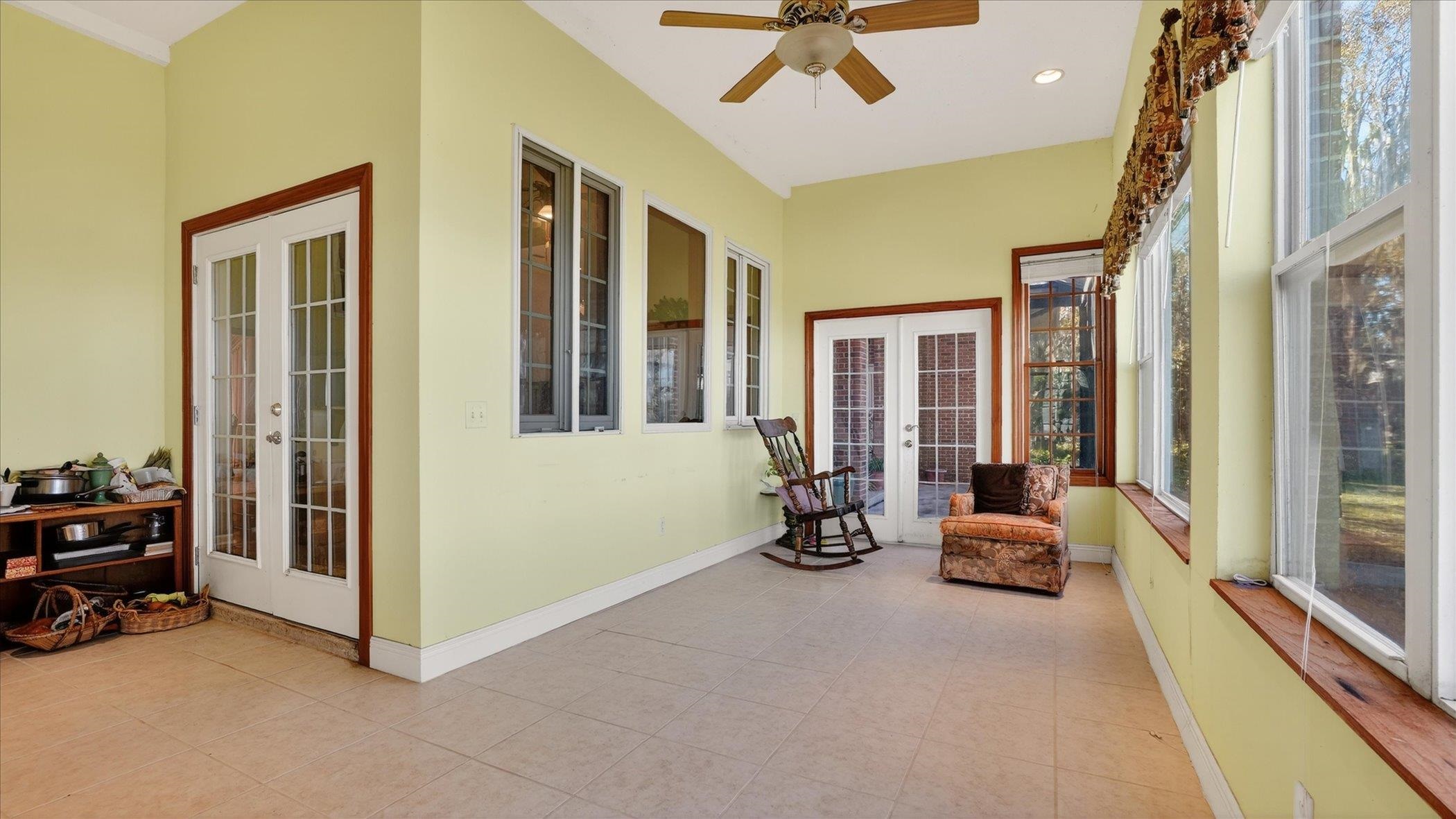 453 Federal Point Road East Palatka, FL 32131 - Photo 47 of 68 a view of a livingroom with furniture and a ceiling fan