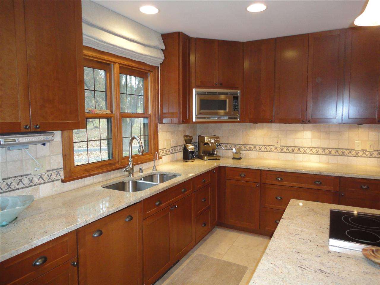 2718 South Rhyolite Road Spokane, WA 99203 - Photo 8 of 20 Gallery Image 8