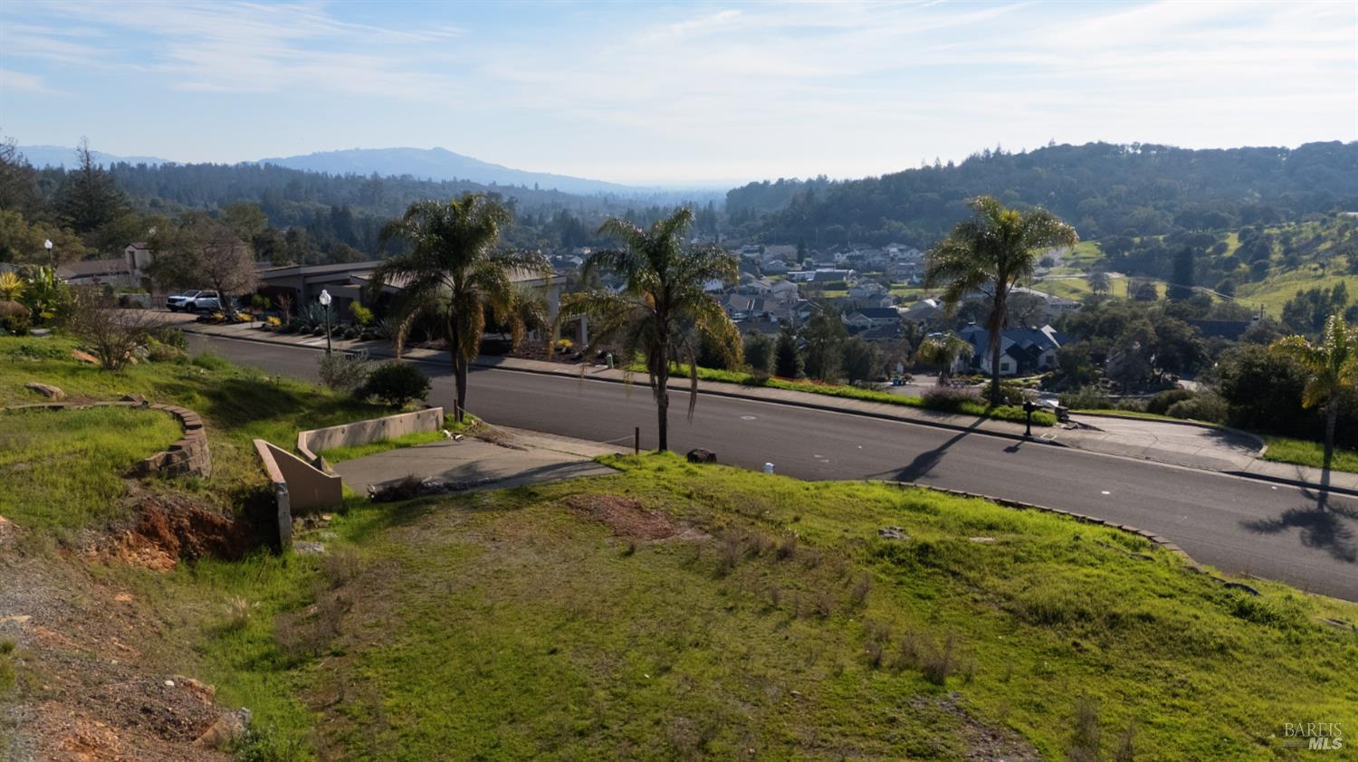 3639 Crown Hill Drive Santa Rosa, CA 95404 - Photo 4 of 15