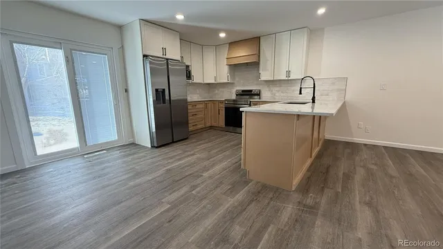 $624,900 | 995 Oakwood Drive, Castle Rock, CO 80104