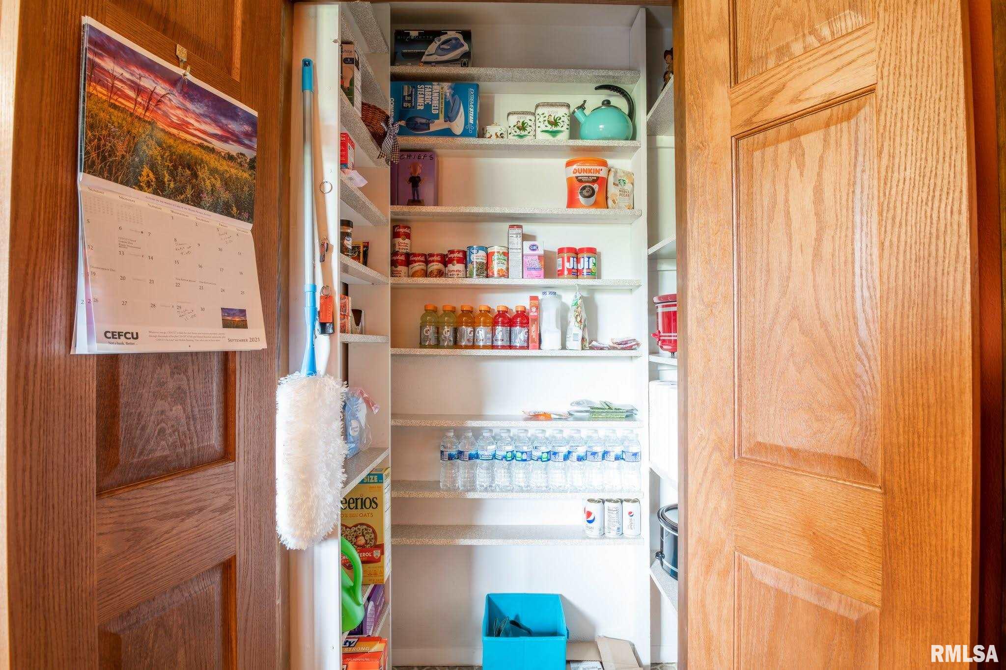 244 Briargate Road Washington, IL 61571 - Photo 23 of 50 Gallery Image 23