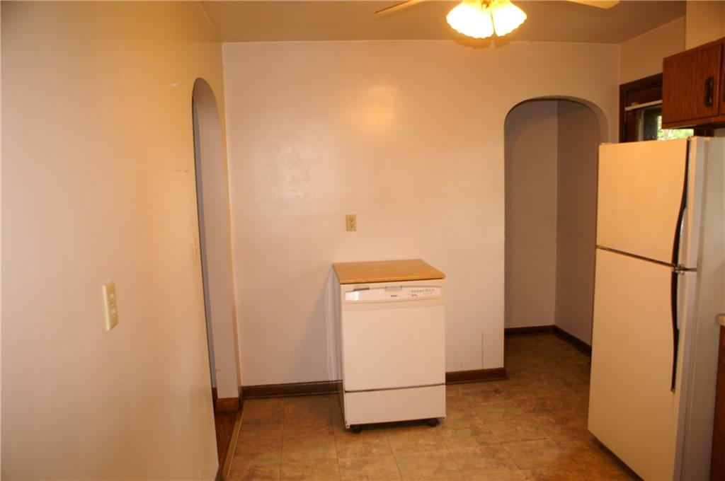 928 Bonniebrook Road Butler, PA 16002 - Photo 9 of 21