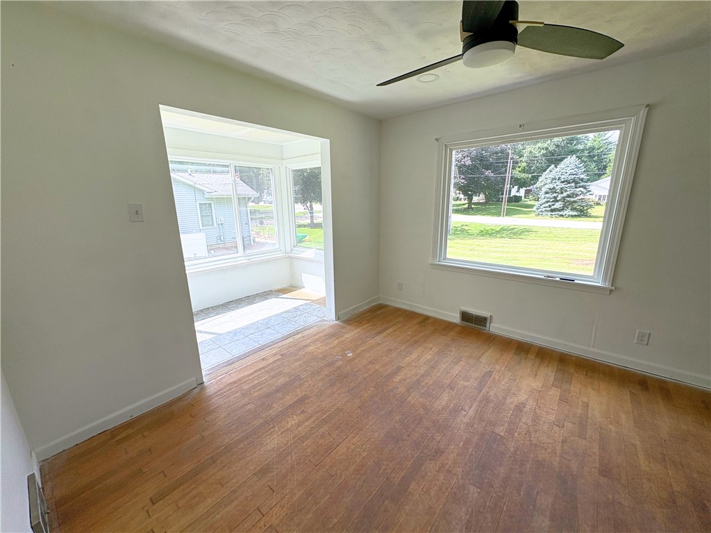 24 Greenridge Drive Decatur, IL 62526 - Photo 5 of 19 Gallery Image 5