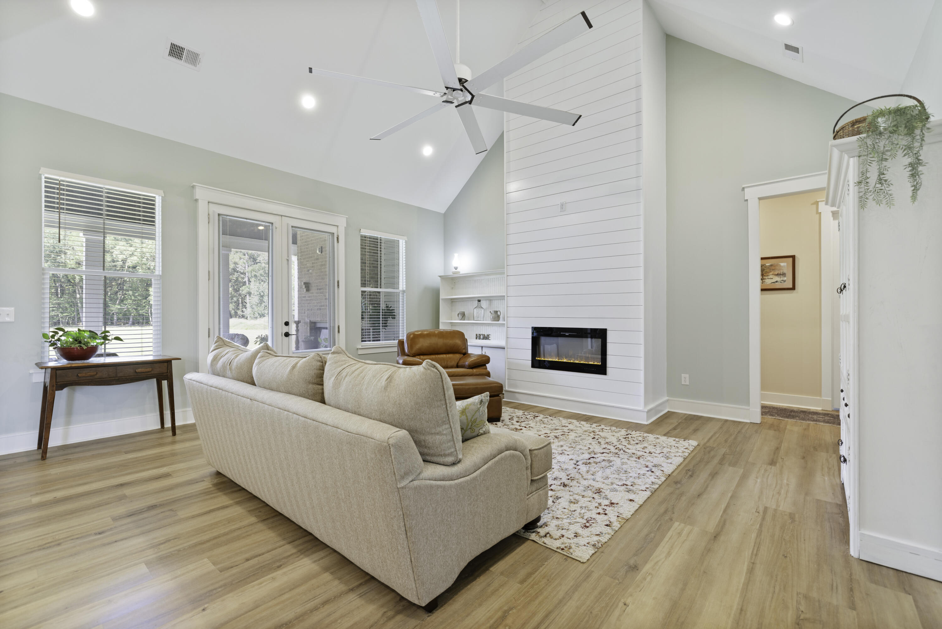1014 Fire Hill Road Walterboro, SC 29488 - Photo 22 of 162 Beautiful Great Room that Opens to Lanai