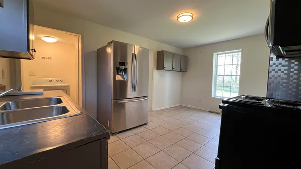 $1,295 | 1007 Gilmer Avenue Northwest, Roanoke, VA 24016