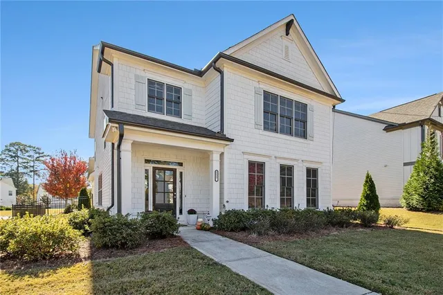 $550,000 | 3235 Rockbridge Road Southwest, Avondale Estates, GA 30002