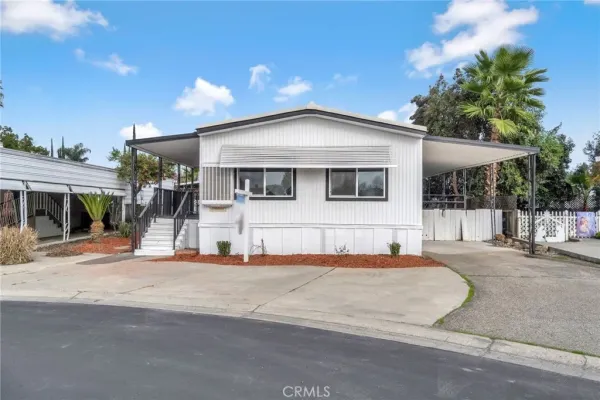 $99,900 | 1218 East Cleveland Avenue, Unit 153, Madera, CA 93638