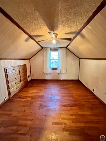 $159,500 | 705 Elm Street, Emporia, KS 66801