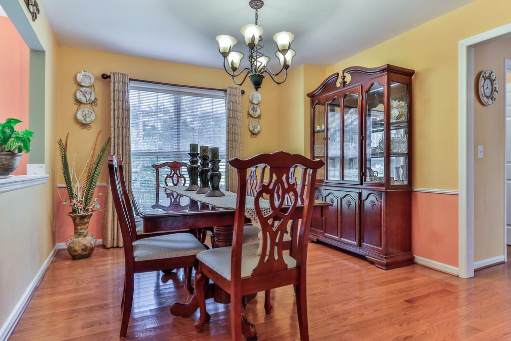 681 Baker Road Columbia, TN 38401 - Photo 6 of 29 Tons of natural light