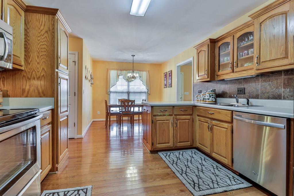 681 Baker Road Columbia, TN 38401 - Photo 7 of 29 lovely kitchen with all the amenities