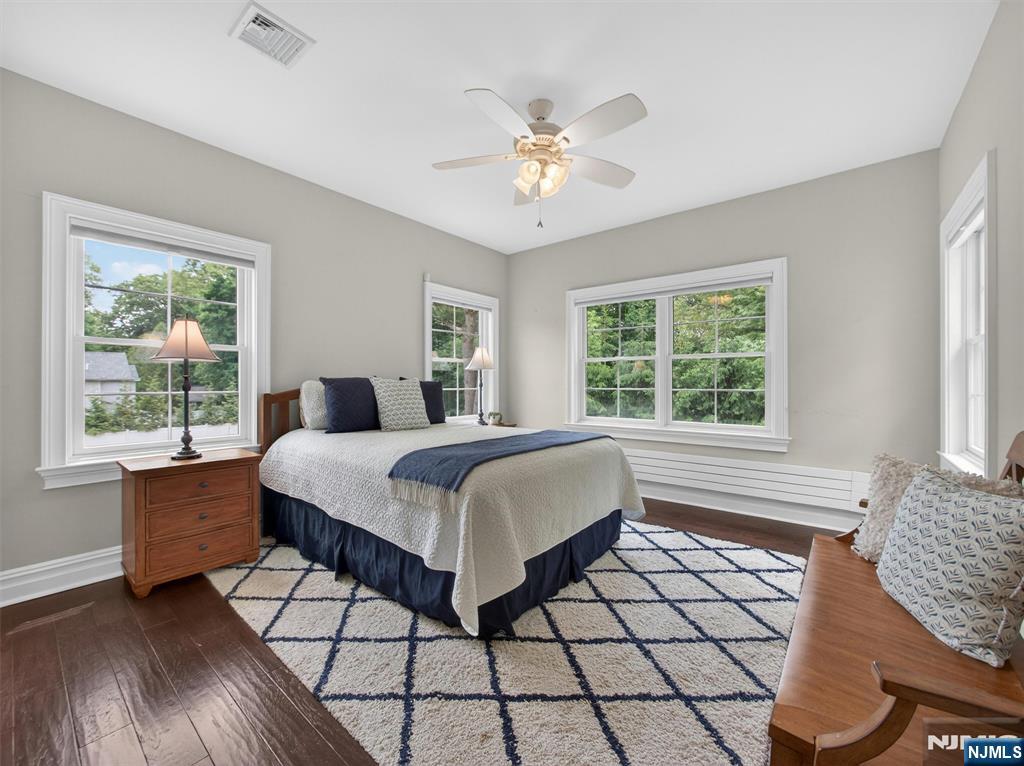 444 Lake Road Wyckoff, NJ 07481 - Photo 33 of 50