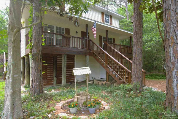 $484,999 | 1026 Woodlore Circle, Gulf Breeze, FL 32563