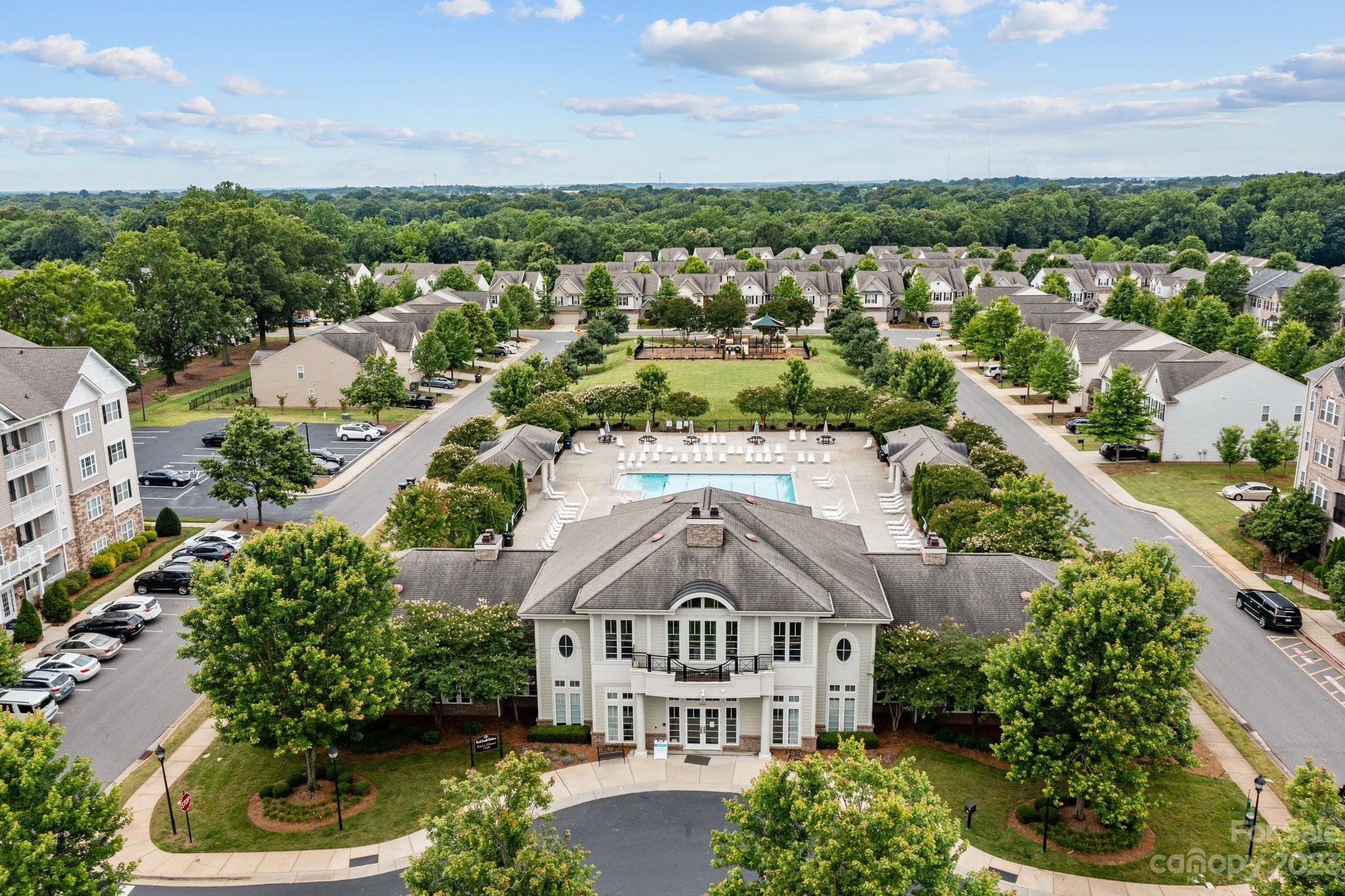 6138 Rockefeller Lane Charlotte, NC 28210 - Photo 32 of 35 Gallery Image 32