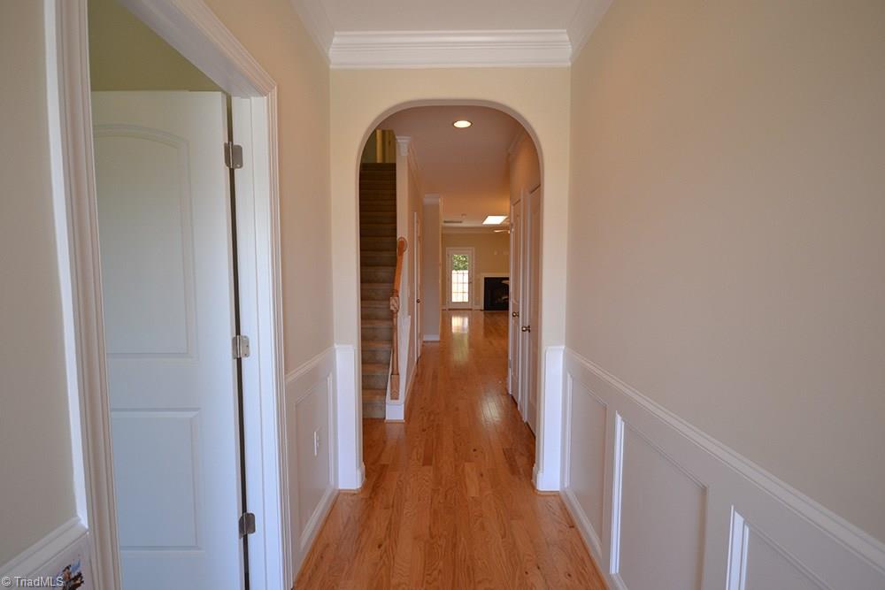 3529 Timbergate Lane High Point, NC 27265 - Photo 2 of 27 Gallery Image 2