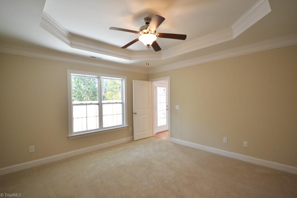 3529 Timbergate Lane High Point, NC 27265 - Photo 10 of 27 Gallery Image 10