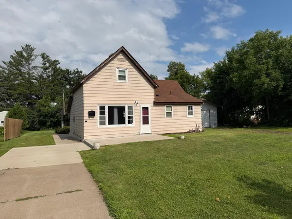 $164,000 | 318 Grove Street North, Mora, MN 55051