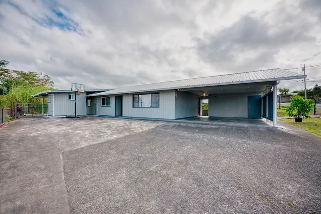 front view of house with a yard