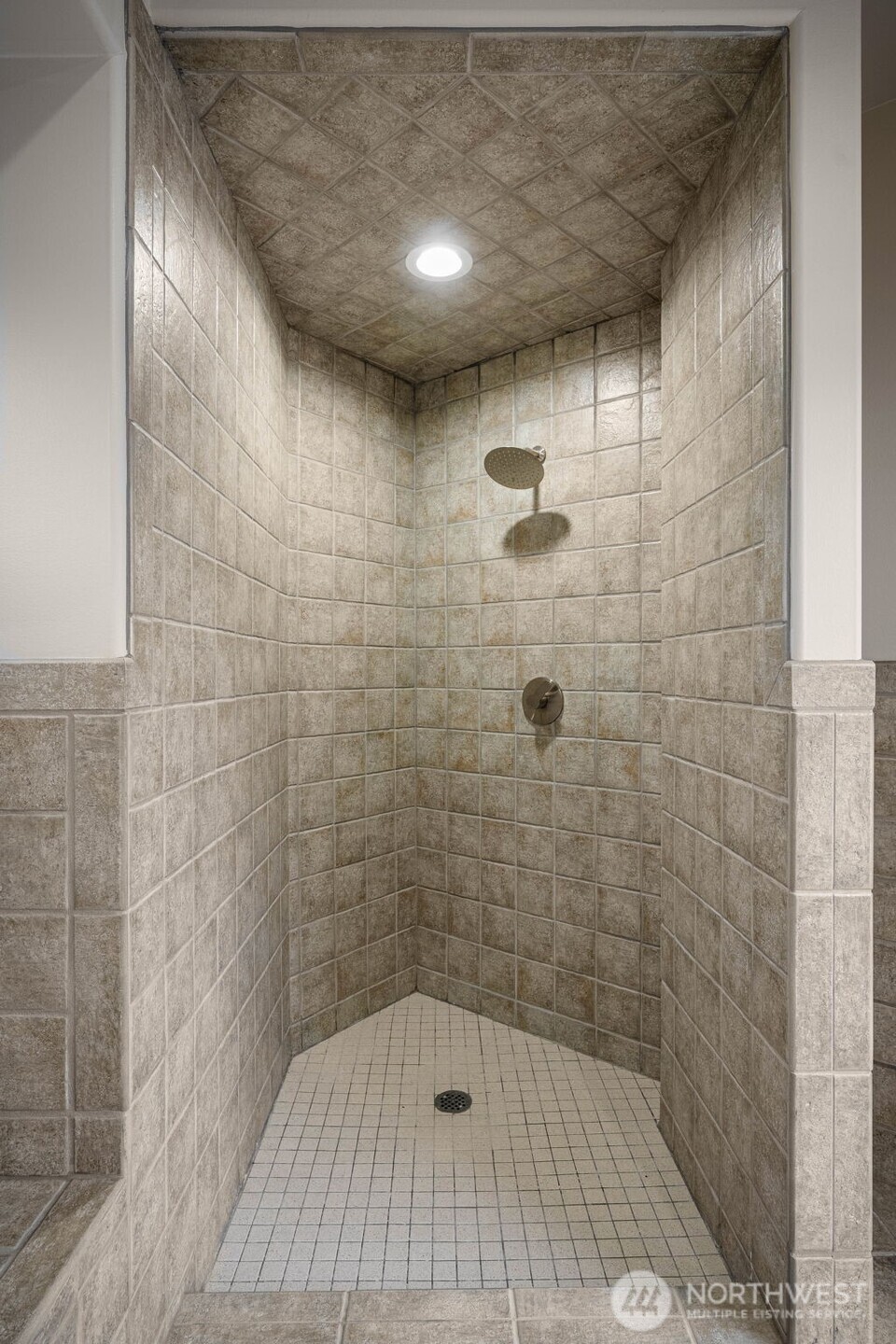 7909 Fern Glen Road Lake Stevens, WA 98258 - Photo 34 of 40 a bathroom with a shower