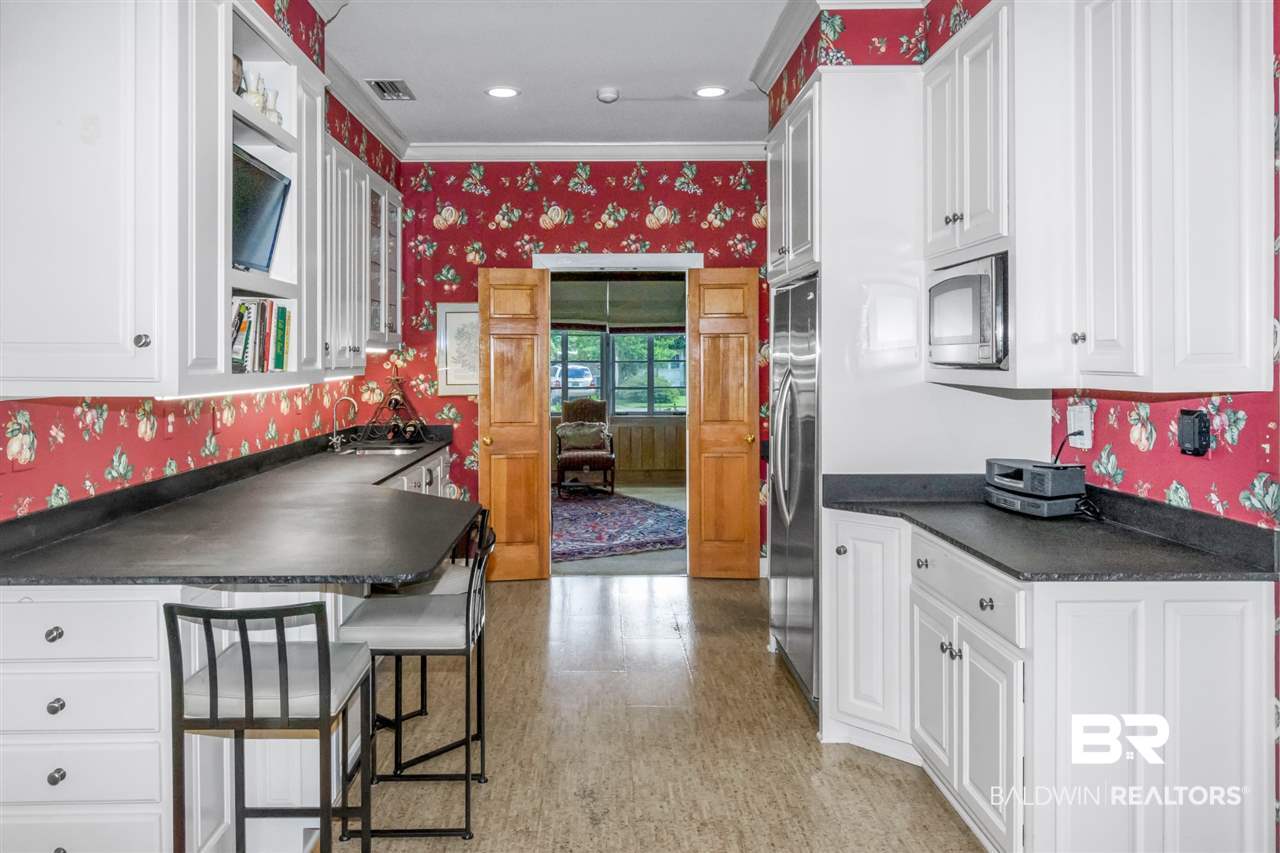 209 Edington Drive Mobile, AL 36607 - Photo 18 of 49