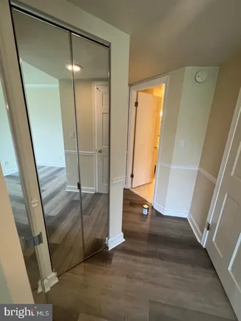 $2,395 | 2100 Lee Highway, Unit 422, Arlington, VA 22201