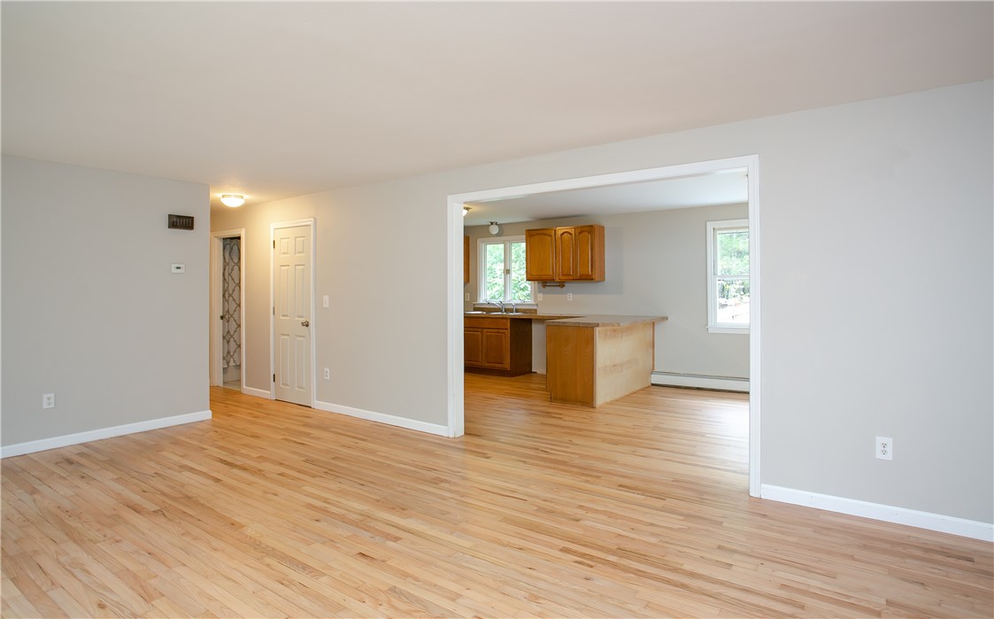 33 Sand Hill Road Charlestown, RI 02813 - Photo 7 of 33