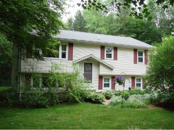 12 Page Road Kingston, NH 03848 - Photo 1 of 1