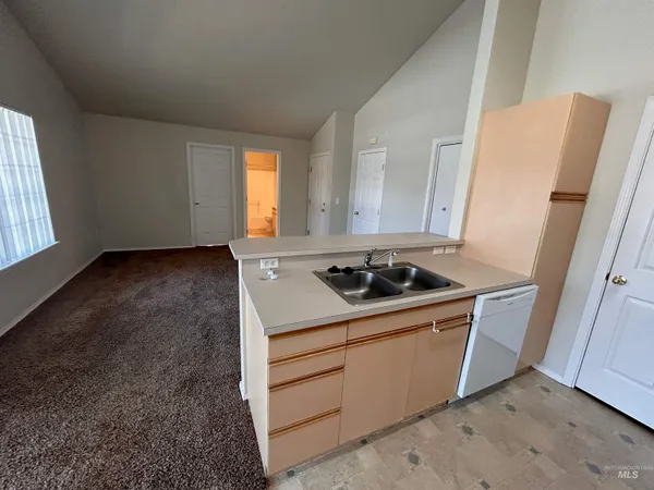 $1,625 | 215 North Sea Fury Lane, Unit 201, Boise, ID 83704