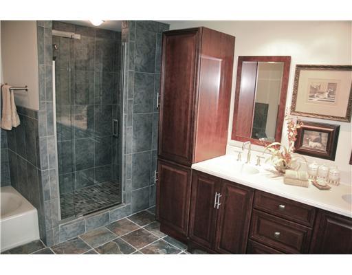 128 Witherow Road Bell Acres, PA 15143 - Photo 8 of 15 Master Bath/Spa.