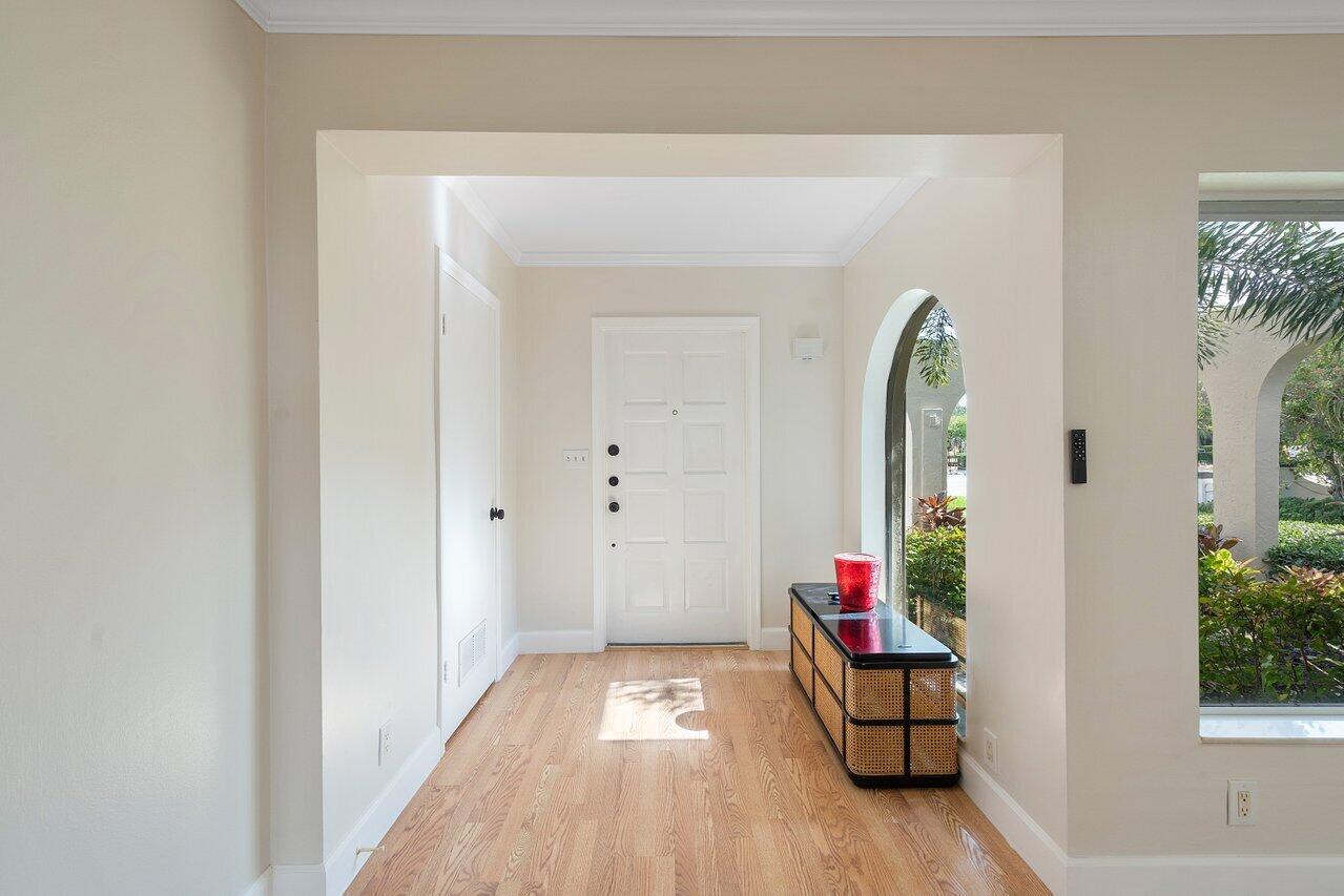 658 West Palmetto Park Road Boca Raton, FL 33486 - Photo 13 of 37 005-658WestPalmettoParkRoad-BocaRaton-FL