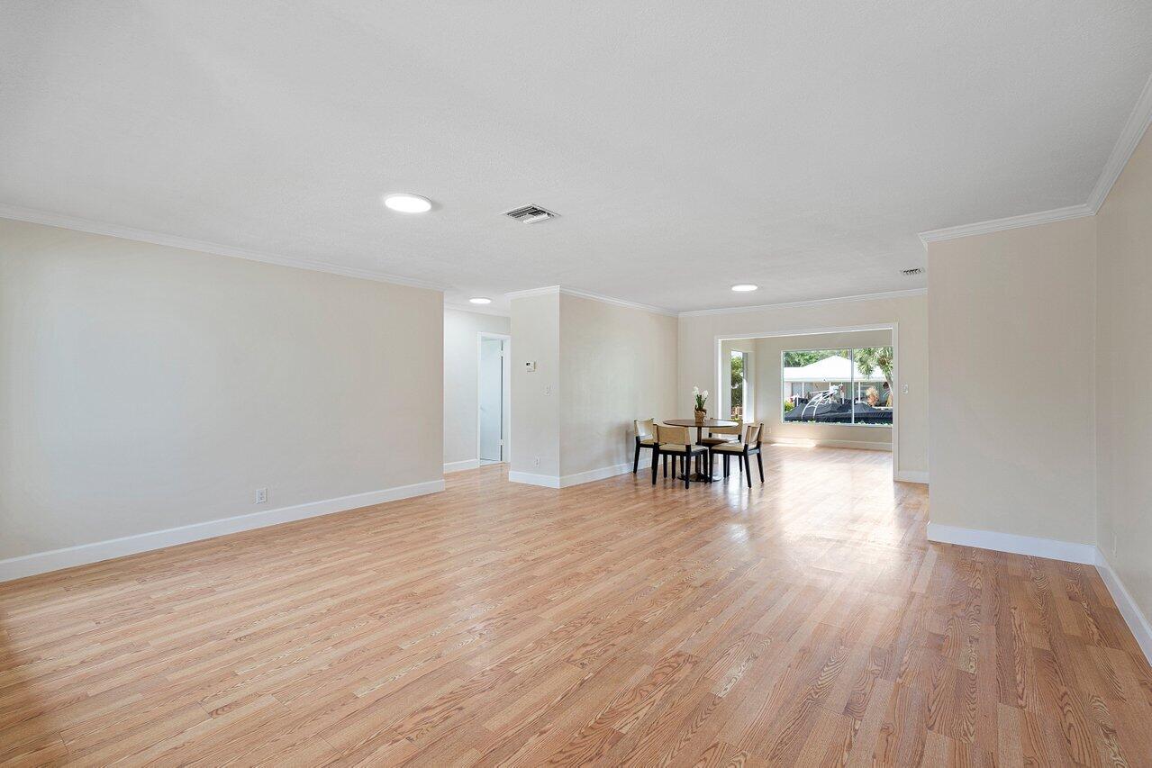 658 West Palmetto Park Road Boca Raton, FL 33486 - Photo 15 of 37 007-658WestPalmettoParkRoad-BocaRaton-FL