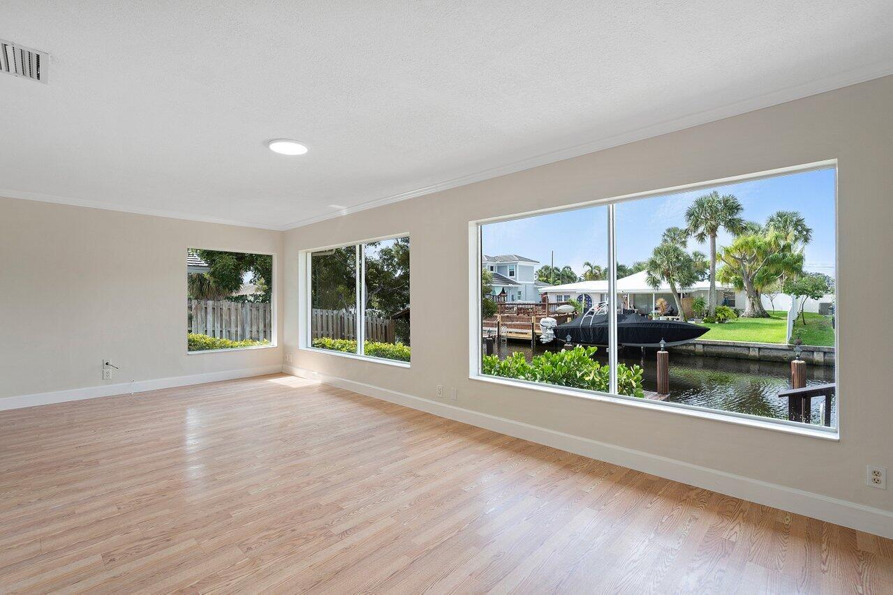 658 West Palmetto Park Road Boca Raton, FL 33486 - Photo 18 of 37 010-658WestPalmettoParkRoad-BocaRaton-FL