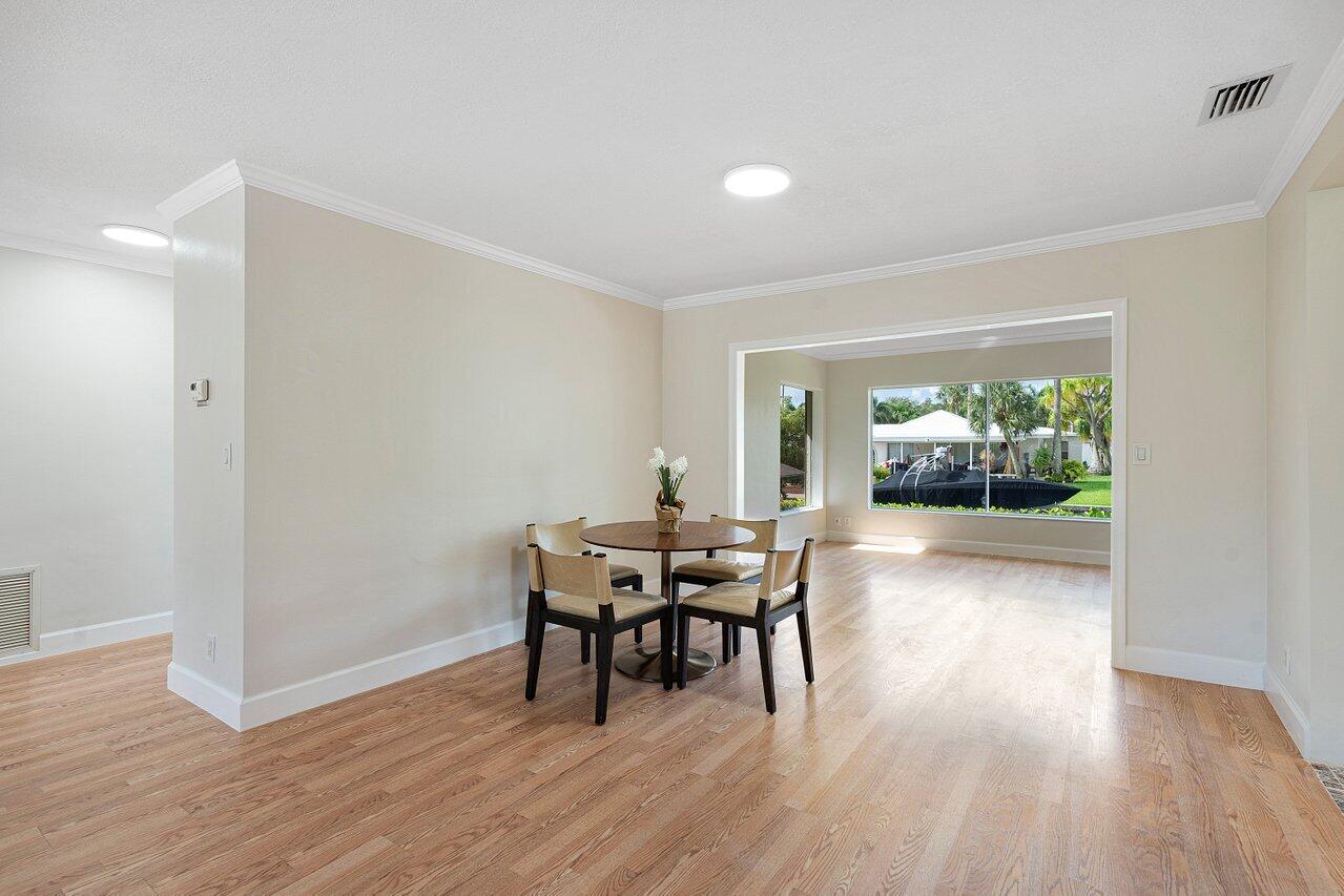 658 West Palmetto Park Road Boca Raton, FL 33486 - Photo 20 of 37 012-658WestPalmettoParkRoad-BocaRaton-FL