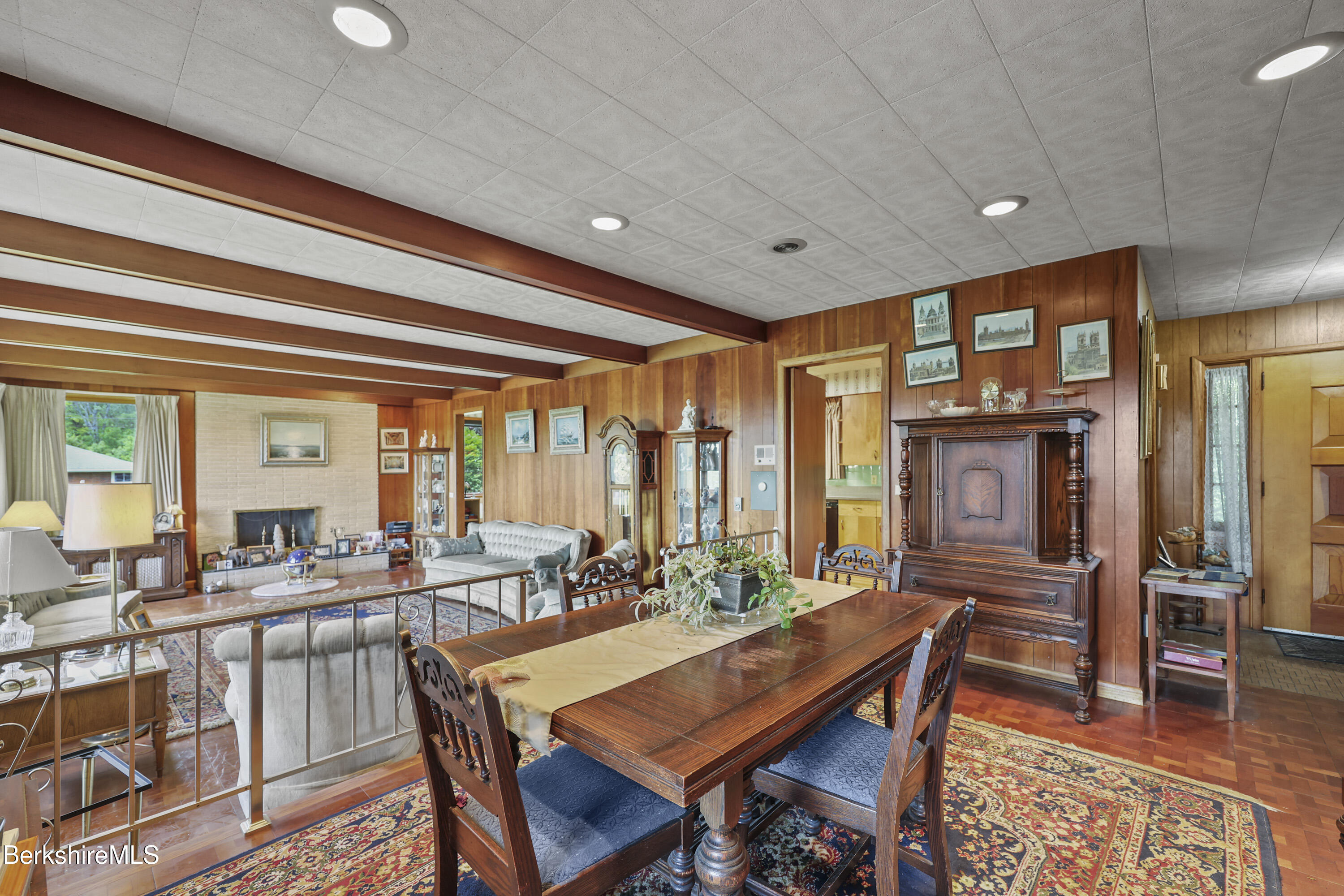 144 Kittredge Road Pittsfield, MA 01201 - Photo 11 of 50 Dining Room