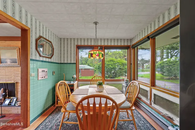 $394,900 | 144 Kittredge Road, Pittsfield, MA 01201