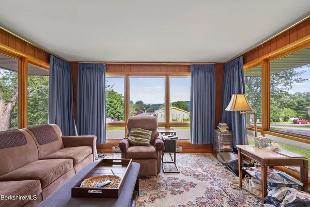 $394,900 | 144 Kittredge Road, Pittsfield, MA 01201