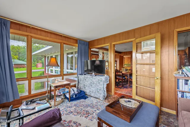 $394,900 | 144 Kittredge Road, Pittsfield, MA 01201