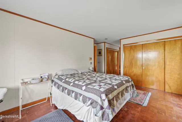 $394,900 | 144 Kittredge Road, Pittsfield, MA 01201